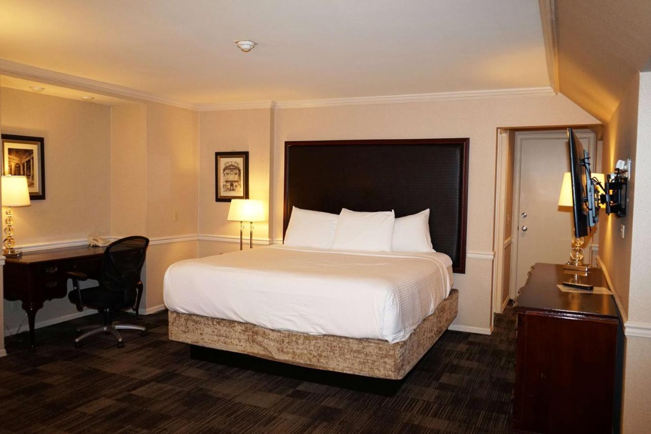 Wingate By Wyndham Bellingham Heritage Inn Exterior photo